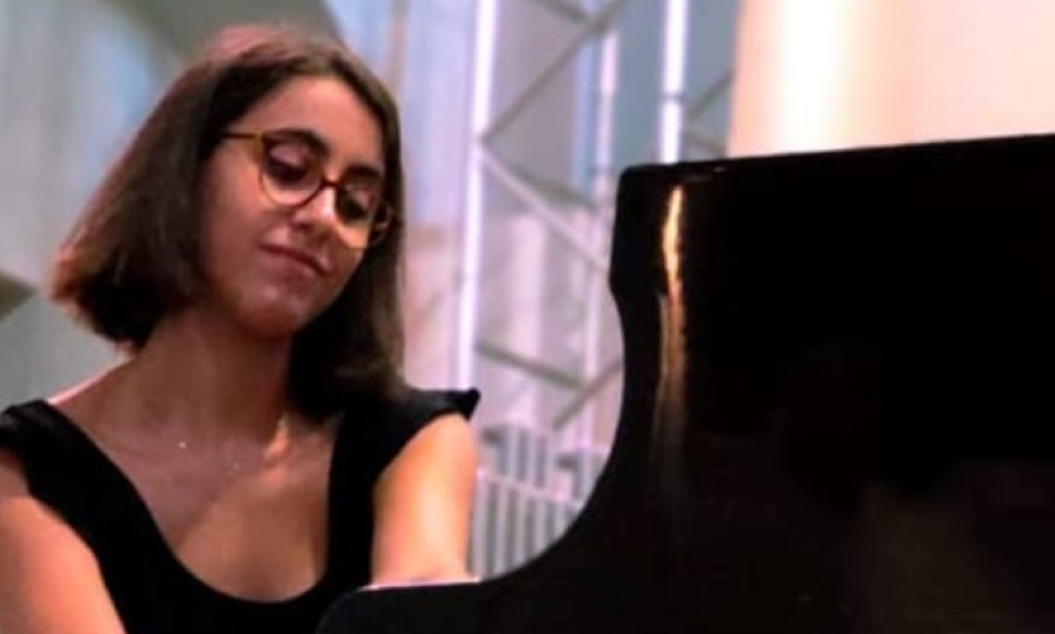 Maria D'AGOSTINO al pianoforte